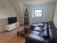 Moderne Top-Wohnung Zentral, nahe Kinderklinik mit Parkplatz - Ferienwohnung Siegen