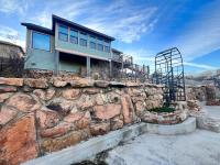 Medicine Creek Overlook Cabin w hot tub-2 Bedroom - Chambres d'hôtes Medicine Park