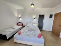 Nika Apartments - Bed and Breakfast Ulcinj