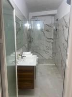 Lika Apartment Mali i Robit - B&B Golem
