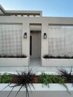 Kostas luxury Sea-View apartments near Airport and Beach - B&B Artémida