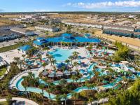 New Resort Themed Ultra Comfortable Heated Private Pool Game Room Family Home Near Disney - Chambres d'hôtes Orlando