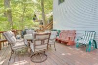 Waterfront lake house with private dock on calm cove - B&B Eldon