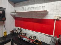 Pali Center, Bandra Calm Inside, Central Outside - B&B Mumbai