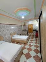 Set 1 - Bed and Breakfast Taza