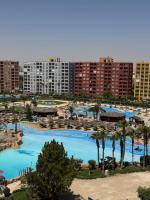 Chalet first building aqoua view 8 floor - B&B El Alamein
