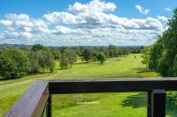Luxury 3-Bedroom Lodge sleeps 8 Golf Resort - B&B Belton