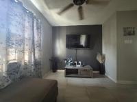 Modern Apartment at the Worthington - B&B Kingston