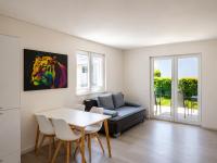 CROWN LIVING Design Apartment Altach - Ideal für Feriengäste und Geschäftsreisende, kostenloser Parkplatz, WLAN, Küche, Self Check-in - Chambres d'hôtes Altach