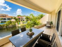 Three-Bedroom Apartment with Lake View