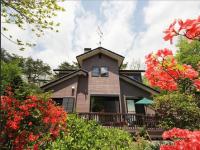 那須ハイランドパーク車10分! 暖炉のある森の別荘 ウッドデッキでバーベキューを楽しむ - B&B Nasu