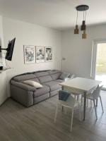 Modern apartment with private garden - B&B Soverato Superiore