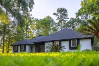Houston Pool Play and Stay - B&B Spring