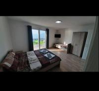 Apartments Viktor - Bed and Breakfast Trpejca