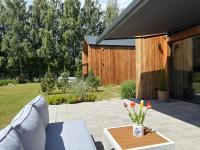 Ulinia Waves - B&B Ulinia