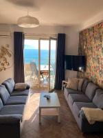 Apartment HYGGE Seaside with full sea view - B&B Saranda