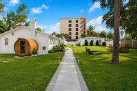 Beach Bungalow Near Fort Lauderdale Beach & Las Olas - B&B Fort Lauderdale