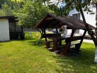 Casa Adi - Bed and Breakfast Moeciu de Sus