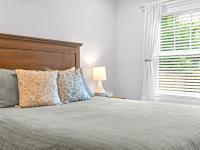 Downtown Retreat - Private Yard- Parking - B&B Asheville