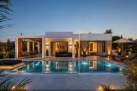 Lion Exclusive Villa - B&B Sarakinado