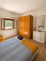  Double Room with Private Bathroom Outside