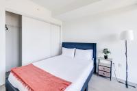 Downtown Toronto Condo Suite next to Eaton Centre - Chambres d'hôtes Toronto