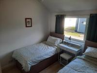 Puffins Nest Sea View South Shore Bridlington Dog Friendly 2 Bedroom - Chambres d'hôtes Bessingby