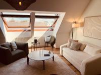 Modern 1BR plus sofabed apartment next to Metro U1 only 15min to City Center Vienna - Chambres d'hôtes Vienne