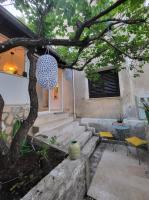 Holiday Home Dora - B&B Splitska