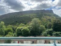 Bright 2-Bed Flat in the Heart of Edinburgh - B&B Edimburgo