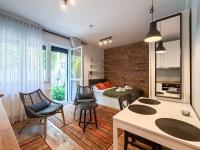 URABN APARTMENTS Studio with garden No 2A - Air Condition - Free Parking - B&B Chorzów