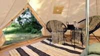 Glamping & Homestay in Kihnu - B&B Rootsiküla