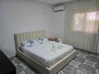 Revi Homestay Durrës 1 - B&B Durrës