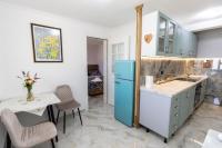 Whisper of Olives - 5 Min Drive to the Old Town, Bar - Chambres d'hôtes Bar