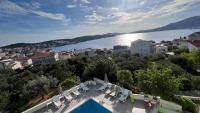 Appartement 2 Chambres avec Balcon et Vue sur la Mer