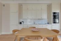 Appartamento Premium con 2 Camere da Letto e Balcone