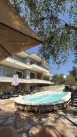 Olea Apartments - B&B Potos