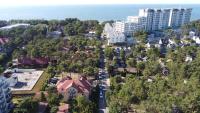 Czarny Bursztyn - B&B Dziwnówek
