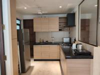 Stylish Como Studio w Wi-Fi Kitchen Parking - B&B Mumbai