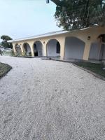 FIFA Stay 2BR Home 11 Min to Hard Rock - Bed and Breakfast Opa-locka