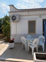 Villa Viola - Giardino e Parcheggio Gratuito - Bed and Breakfast Peschici