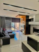 Exclusive Penthouse Jacuzzi Rooftop San Julian - B&B St. Julian's