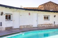 Oasis Tenerife Rentals con Piscina climatizada, Cocina exterior y Barbacoa - Chambres d'hôtes El Draguito