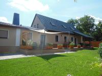 Landhaus Huchatz - Bed and Breakfast Burg