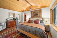 Moose Hollow Studio Cabin - B&B Eureka