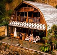 Villa Umbrella Lombok - B&B Senggigi