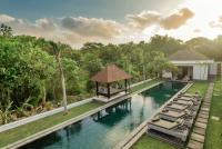 The Christina Estate - Bed and Breakfast Seminyak