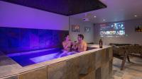 Gites Spa Strasbourg - Villa Lion - SPA Privé, Sauna, Borne d'arcade, Babyfoot - B&B Ittenheim