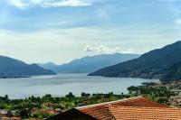 Casa Negrana by Quokka 360 - Lake View Stay in Gravedona - B&B Gravedona