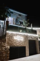 Villa The One Mostar with Heated Pool & Jacuzzi - Ferienwohnung Mostar